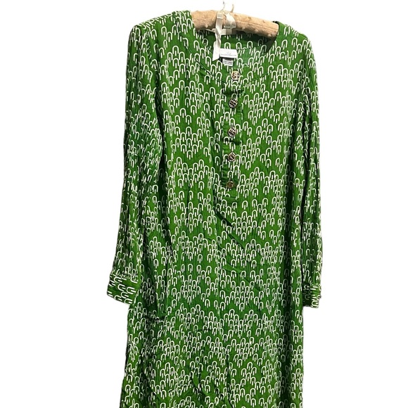 Jaclyn Smith Green and White design Dress - Picture 2 of 7